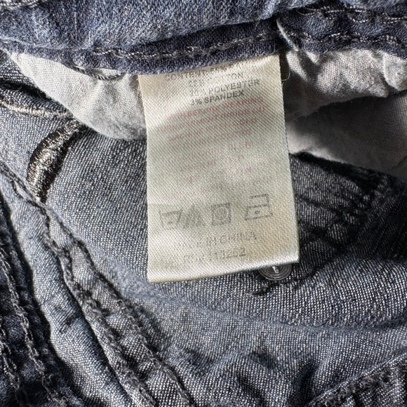 Apple Bottoms Womens Dark Wash Rhinestone Apple Pocket Jeans AMJ-1344R Size 7/8 - Picture 7 of 10